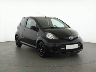 Toyota Aygo 1.0 VVT-i, po STK, udr�ovan�