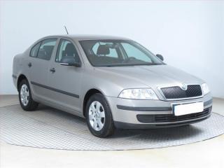koda Octavia 1.6, R,1.maj, Serv.kniha