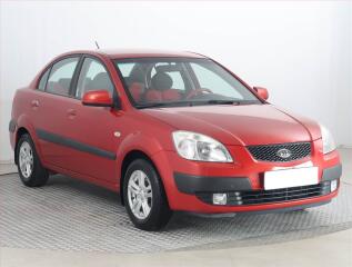 Kia Rio 1.4 16V, po STK, rezervace