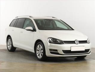 Volkswagen Golf Comfortline 1.2 TSI, R,1.maj