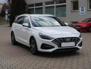 Hyundai i30 1.6 CRDi, �R,1.maj, Serv.kniha