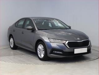 koda Octavia Ambition 2.0 TDI, R, 1.MAJ