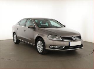 Volkswagen Golf 1.4 TSI, po STK, slu�n� stav