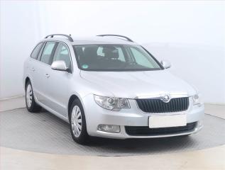 koda Superb 1.6 TDI, Navi, Tempomat