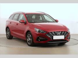 Hyundai i30 Family 1.6 CRDi, Serv.kniha