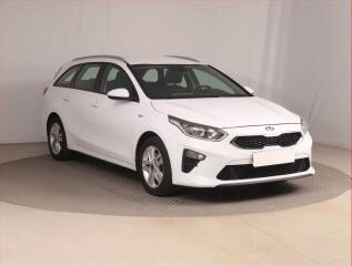 Kia Ceed Fresh 1.6 CRDi MHEV, �R,1.maj