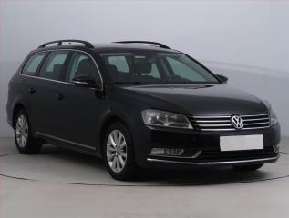 Volkswagen Passat 2.0 TDI, Serv.kniha, Tempomat
