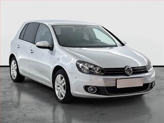 Volkswagen Golf 1.4 TSI, po STK, zamluveno