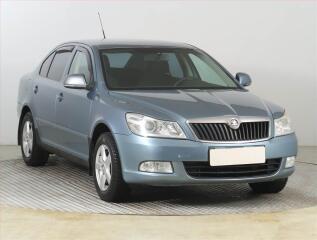 �koda Octavia 1.6, nov� STK, Ta�n�