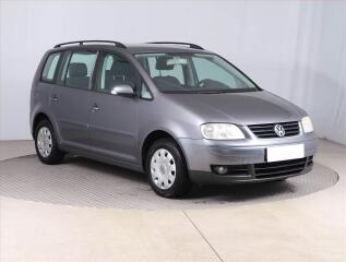 Volkswagen Touran 1.6, po STK, Ta�n�