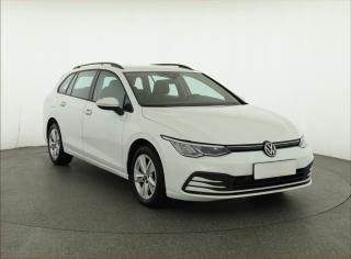 Volkswagen Golf Comfortline 1.0 TSI, R,1.maj