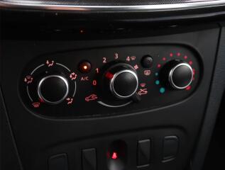 Peugeot 5008 (2017) PureTech 130, 7 míst - náhled 13