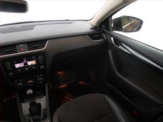 Kia Stonic (2022) 1.0 T-GDI, Automat, Serv.kniha - náhled 8