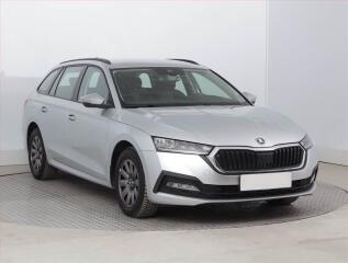 �koda Octavia Ambition 2.0 TDI, �R,1.maj