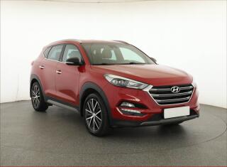Hyundai Tucson 2.0 CRDi, 4X4, �R,1.maj
