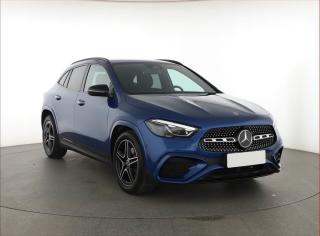 Mercedes-Benz GLA 200, AMG line, Navigace