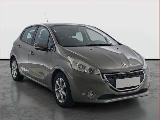 Peugeot 208 1.2 PureTech, rezervace