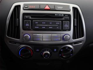 Hyundai i20 (2014) 1.2, Serv.kniha - náhled 10