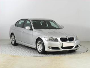BMW 318 i, Tempomat, Park.senzory