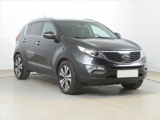 Kia Sportage 1.7 CRDi, Navi, Xenony