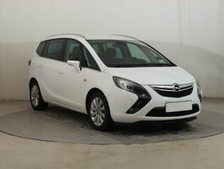 Opel Zafira 2.0 BiCDTI, 7�m�st, Tempomat