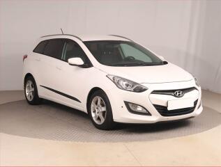 Hyundai i30 1.6 GDI, Ta�n�, jezd� v�born�