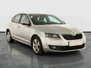 �koda Octavia 2.0 TDI, Xenony, Tempomat