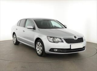 �koda Superb 2.0 TDI, Automat, Navi