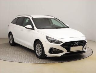 Hyundai i30 1.6 CRDi, �R,1.maj, Serv.kniha