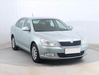 koda Octavia 1.6, LPG, Navi, Tempomat