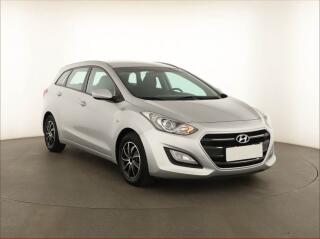 Hyundai i30 Trend 1.4 CRDi, Serv.kniha