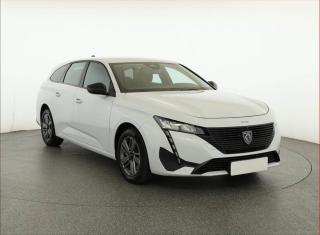 Peugeot 308 Active 1.2 PureTech, 1.majitel
