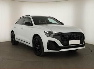 Audi Q8 50 TDI, S-Line, Navigace