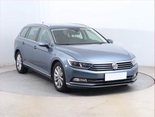Volkswagen Passat Highline 2.0 TDI, Serv.kniha