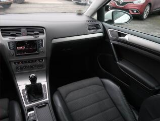 Kia Rio (2008) 1.4 16V, Serv.kniha, nová STK - náhled 8