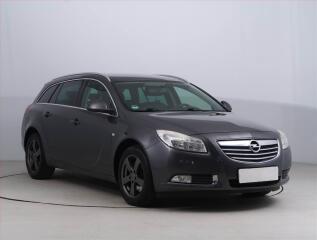 Opel Insignia 2.8 Turbo, 4X4, Automat, Navi
