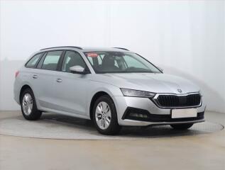�koda Octavia Ambition 2.0 TDI, �R,1.maj