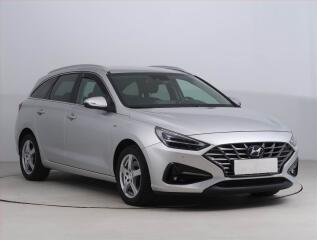 Hyundai i30 Premium 1.5 T-GDI MHEV, �R