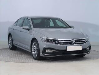 Volkswagen Passat R-Line 2.0 TSI