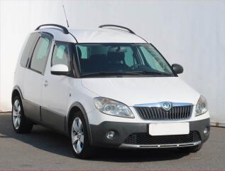 �koda Roomster Scout 1.2 TSI, �R,1.maj