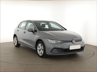 Volkswagen Golf Life 1.0 TSI, �R,1.maj