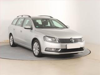 Volkswagen Passat Business 2.0 TDI, Navi, Xenony