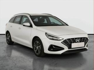 Hyundai i30 1.6 CRDi, �R,1.maj, Serv.kniha