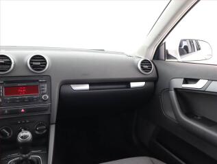 Ford Mondeo (2018) 2.0 TDCI, ČR,1.maj, Navi - náhled 8