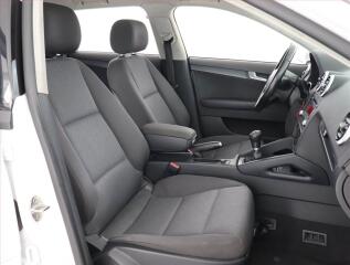 Ford Mondeo (2018) 2.0 TDCI, ČR,1.maj, Navi - náhled 9