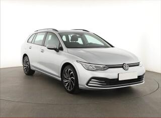 Volkswagen Golf Life 1.0 TSI, �R,1.maj
