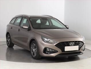 Hyundai i30 Comfort 1.6 CRDi, Serv.kniha