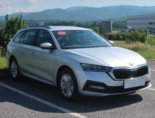 �koda Octavia Ambition 2.0 TDI, �R,1.maj