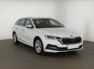 �koda Octavia Style 2.0 TDI, �R,1.maj, Navi