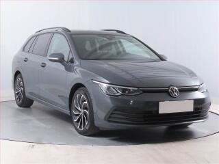 Volkswagen Golf Life 2.0 TDI, �R,1.maj